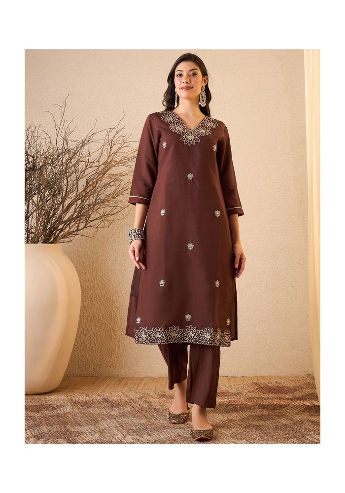 Malishka Export Embroidered Silk Blend Kurta Pant Set for Women - Image 3